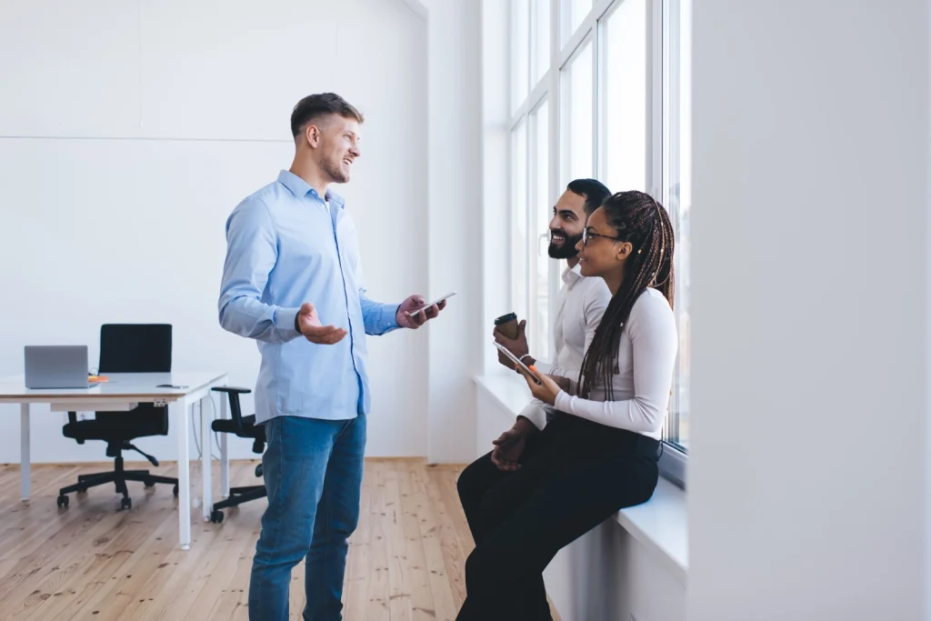 Equipo de capitalizar el paro conversando